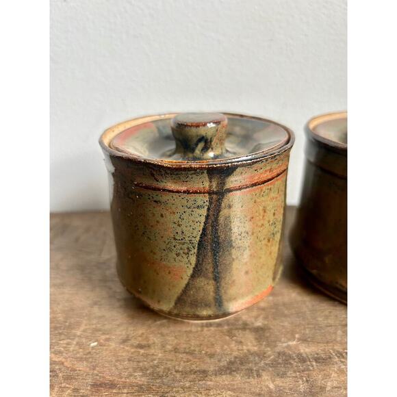 Art Pottery Pair of Lidded Jars | Studio Pottery Lidded Canisters, Set of 2 - Picture 5 of 6